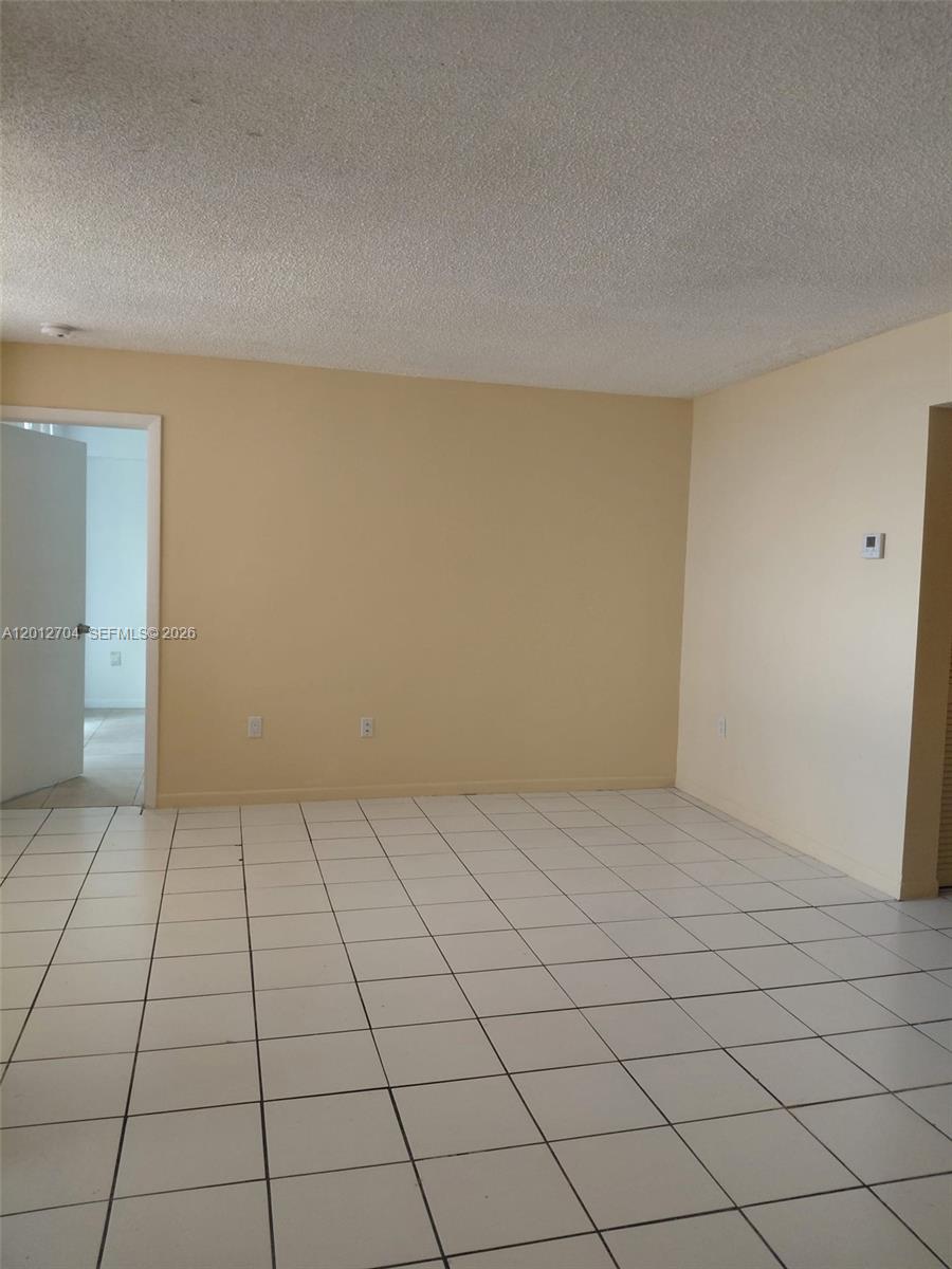 INTERNATIONAL PARK CONDO - Residential Lease