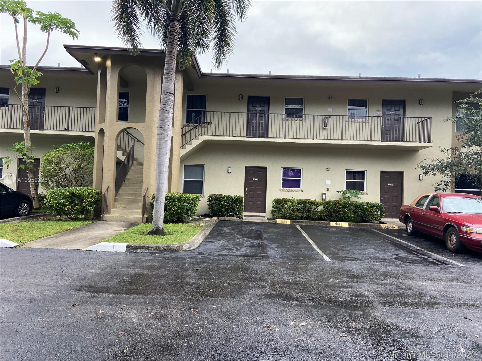 VERY SPACIOUS 2BDR/2BATH IN MINT CONDITIONS, ALL TILED, REMODELED KITCHEN WITH GRANITE COUNTER TOPS AND STAINLESS STEEL APPLIANCES, WASHER AND DRYER IN THE UNIT, BALCONY, 2 ASSIGNED PARKING SPACES. **SHOW IT AND RENT IT**