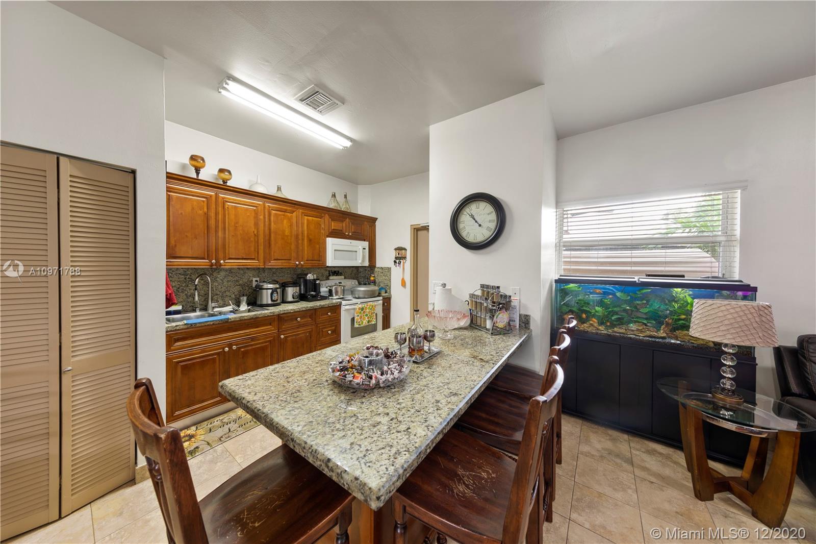 redland +-25 ACRES - Residential