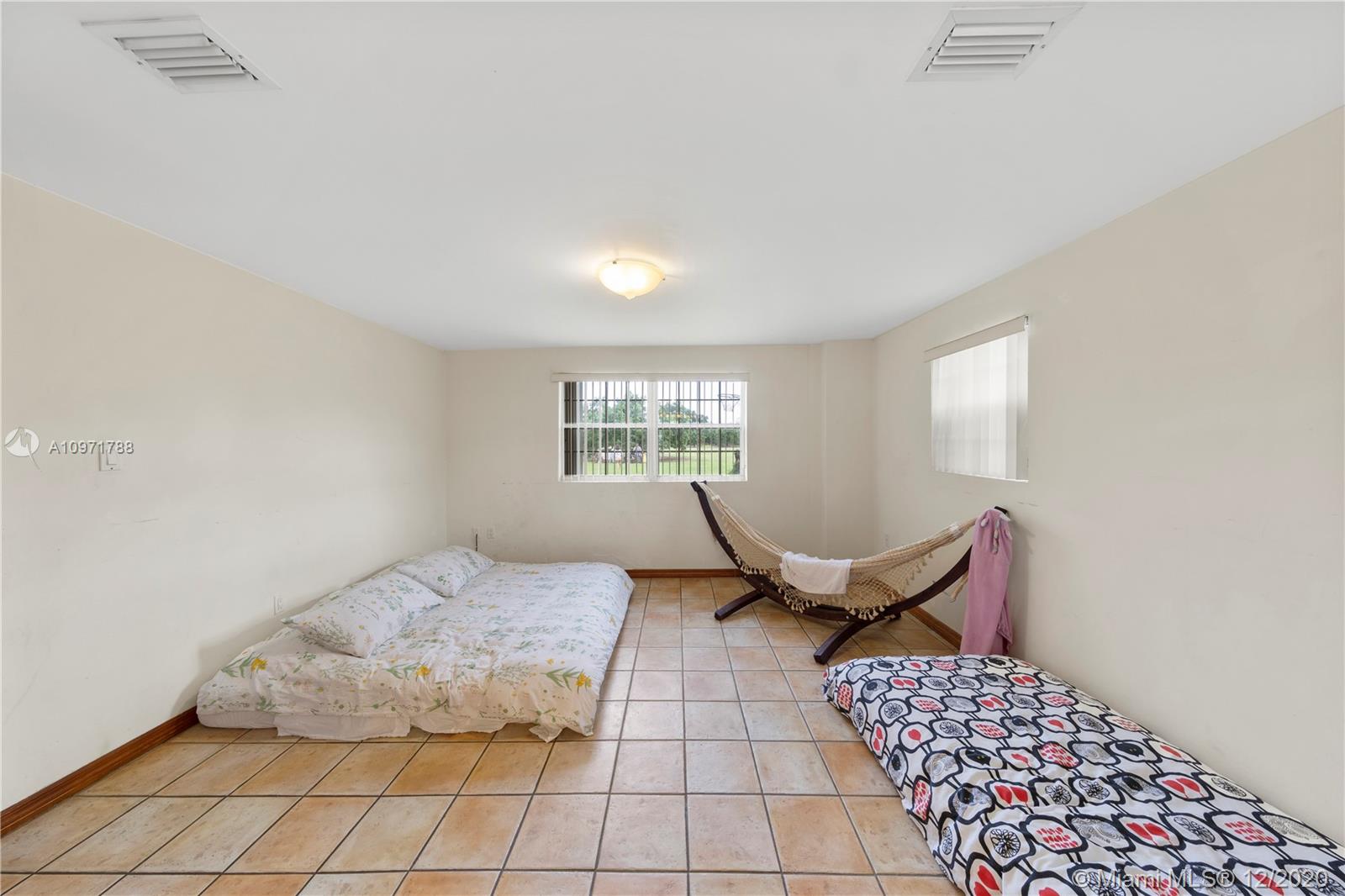 redland +-25 ACRES - Residential