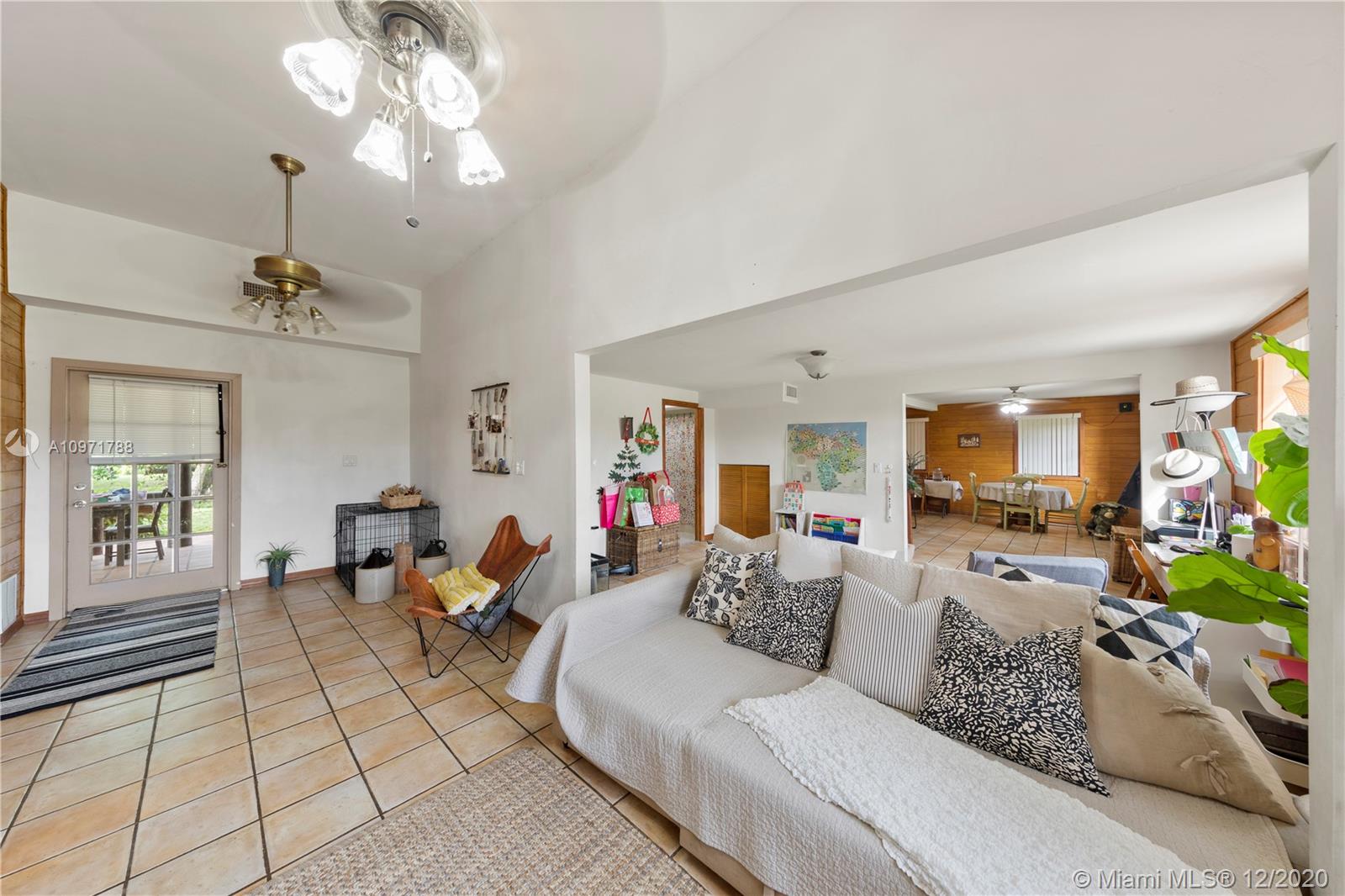 redland +-25 ACRES - Residential
