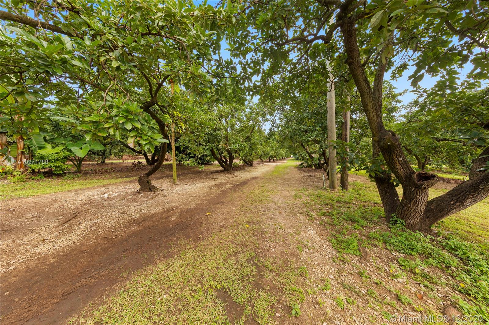 redland +-25 ACRES - Residential