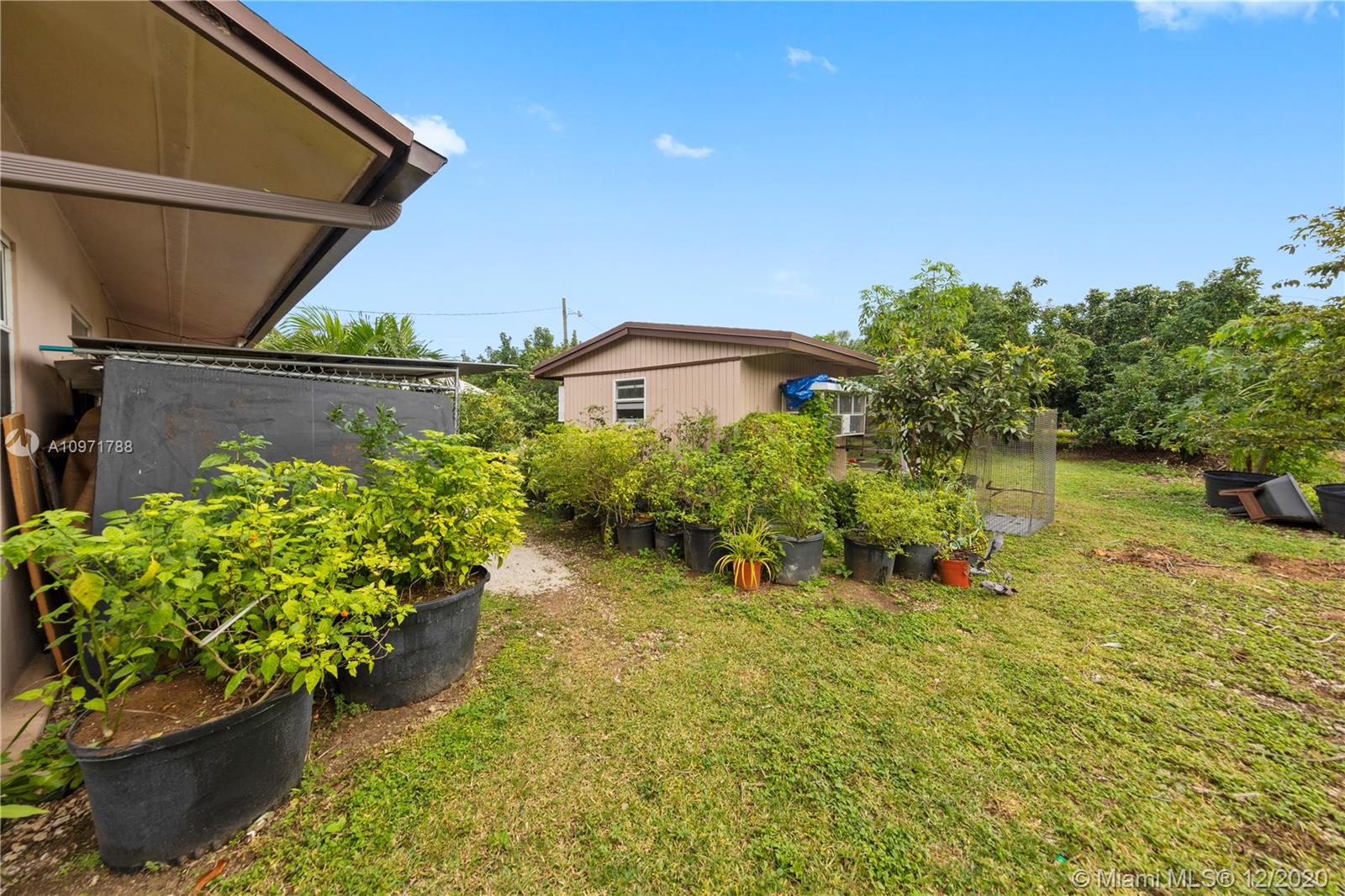 redland +-25 ACRES - Residential