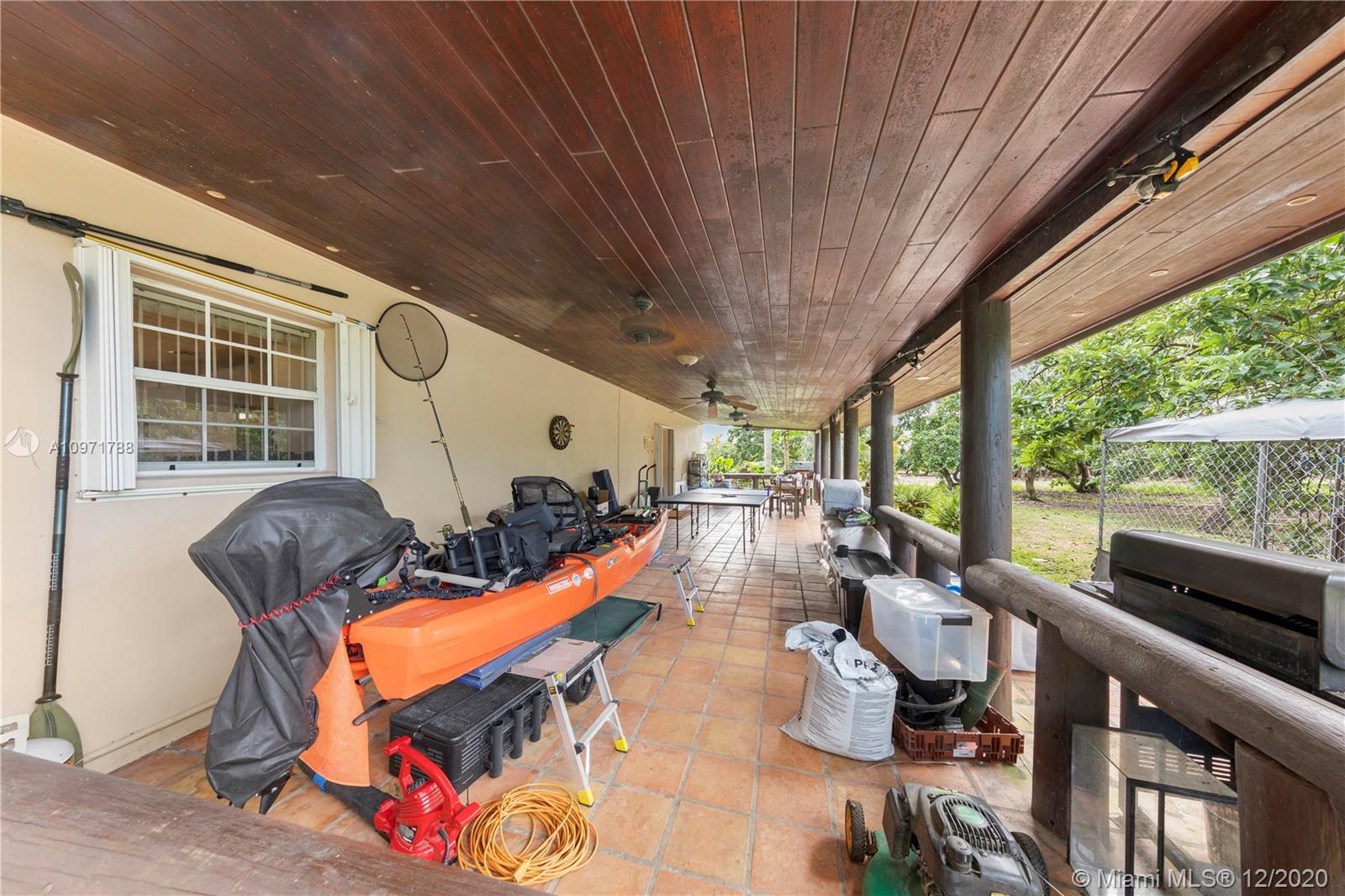 redland +-25 ACRES - Residential