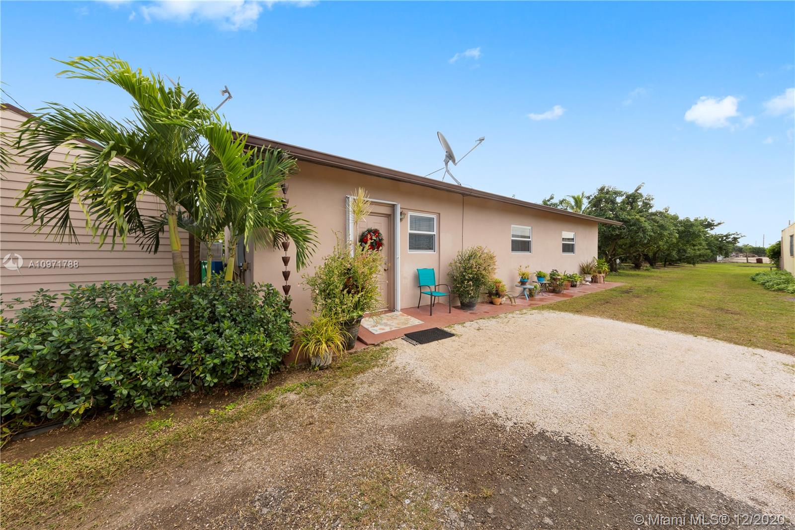 redland +-25 ACRES - Residential