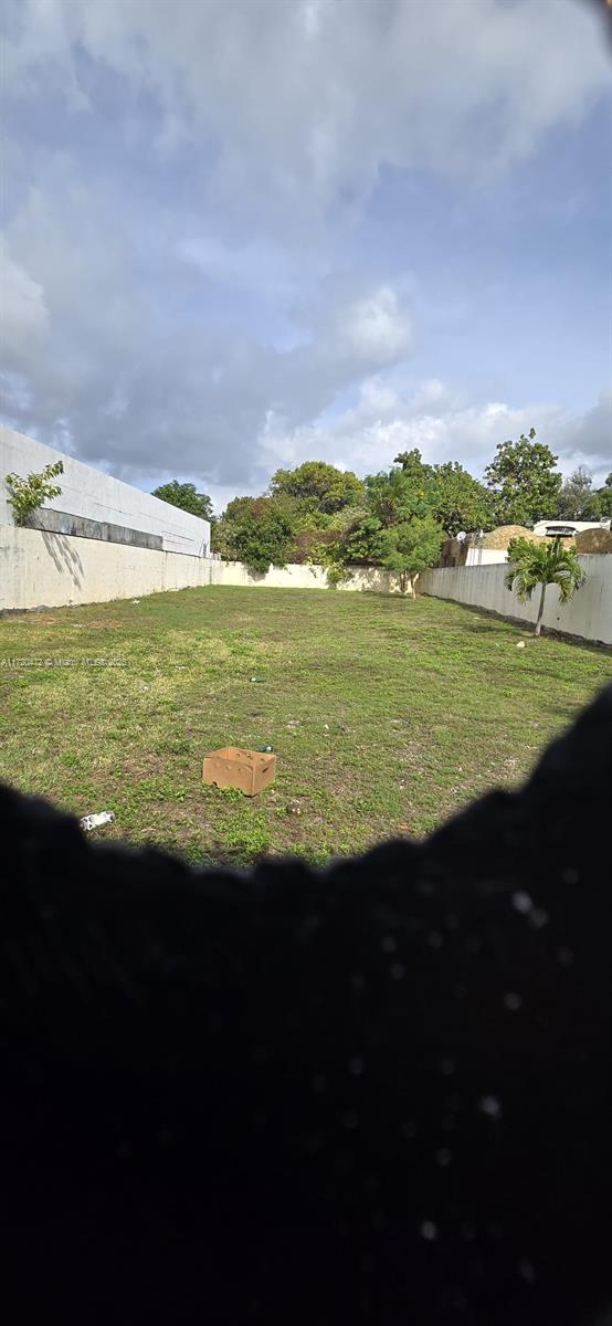 Land available for rent in a prime Miami location! This 6,800 sq. ft. lot offers endless possibilities for approved uses. Situated in the vibrant Wynwood area, the property provides excellent visibility and accessibility, just steps from popular attractions, restaurants, and businesses. Flexible lease terms available. Contact us today for more details and to discuss your plans for this versatile space!