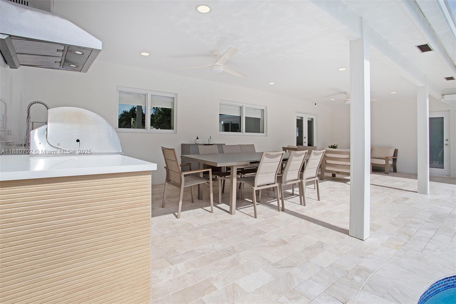 HOLLYWOOD HILLS AMEN PLAT - Residential