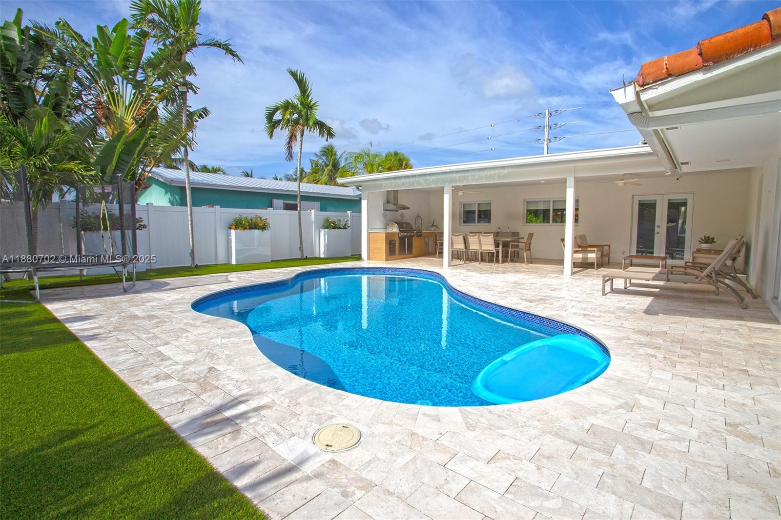 HOLLYWOOD HILLS AMEN PLAT - Residential