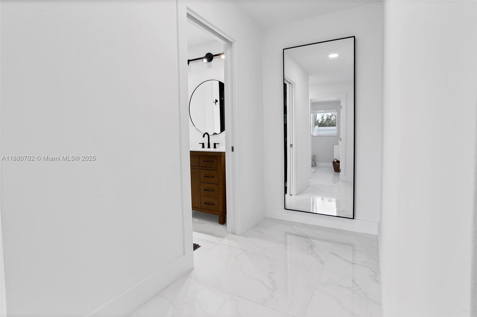 HOLLYWOOD HILLS AMEN PLAT - Residential