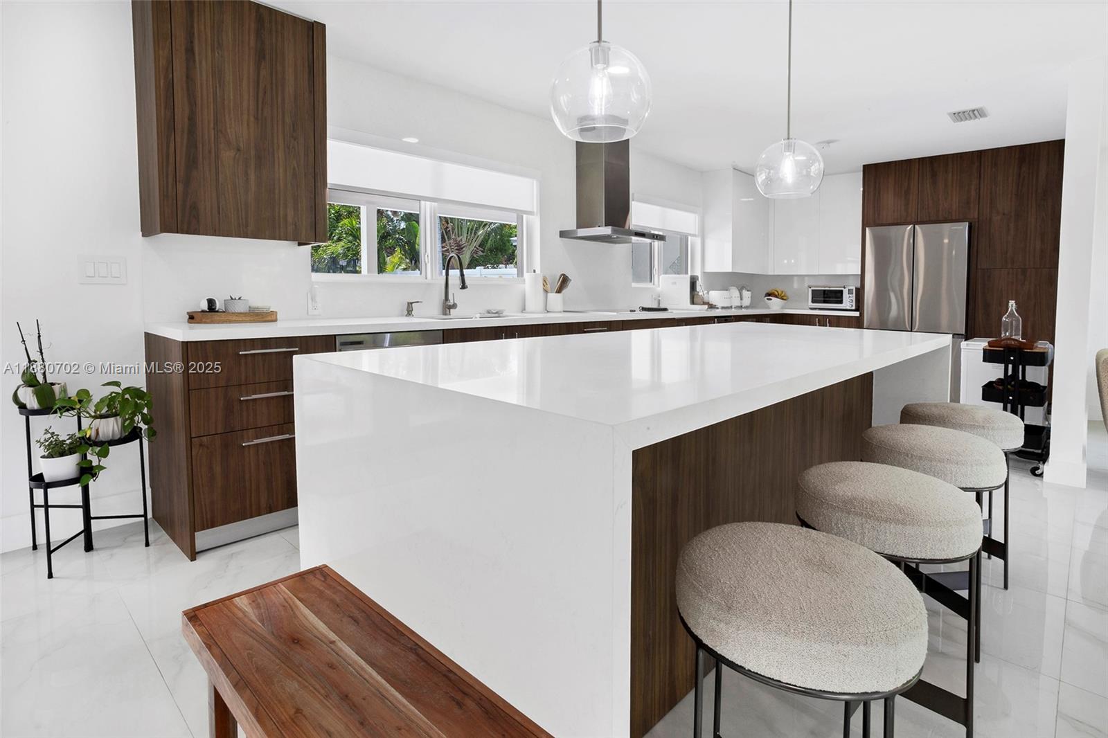 HOLLYWOOD HILLS AMEN PLAT - Residential