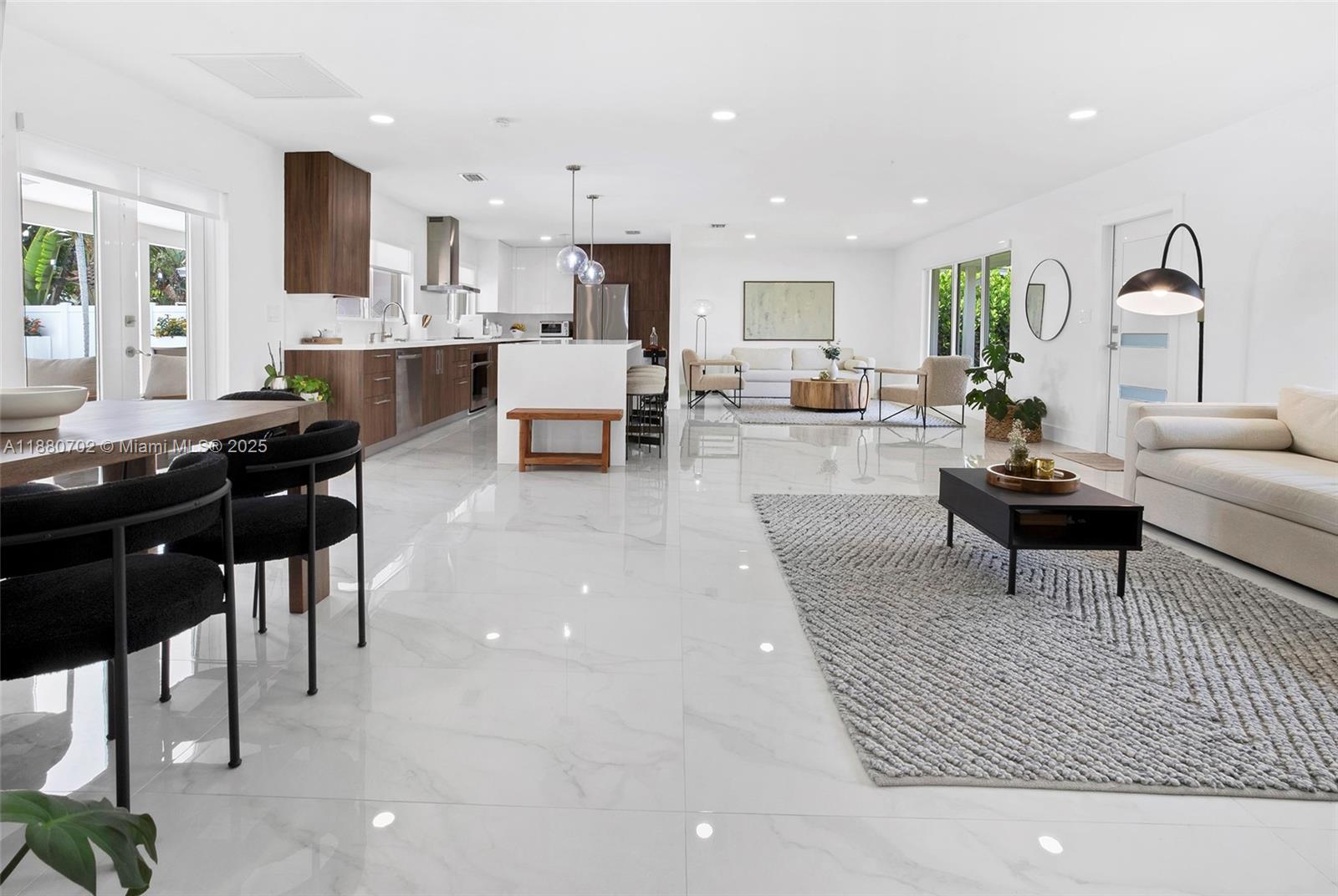 HOLLYWOOD HILLS AMEN PLAT - Residential