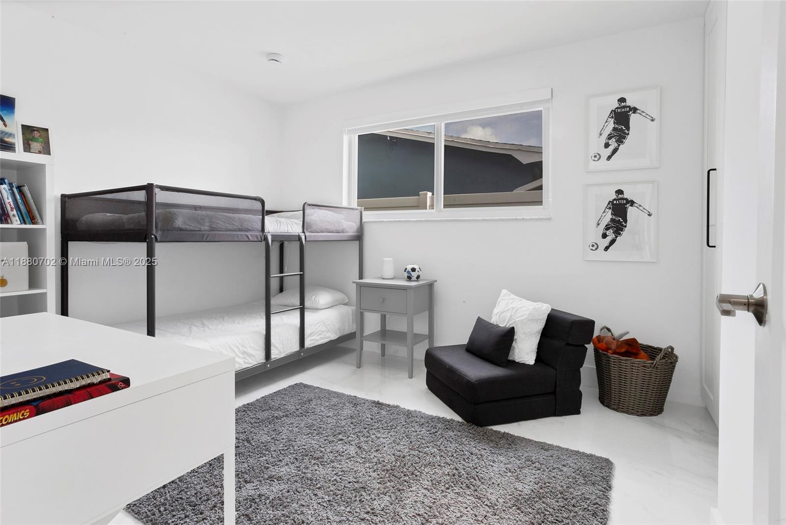 HOLLYWOOD HILLS AMEN PLAT - Residential