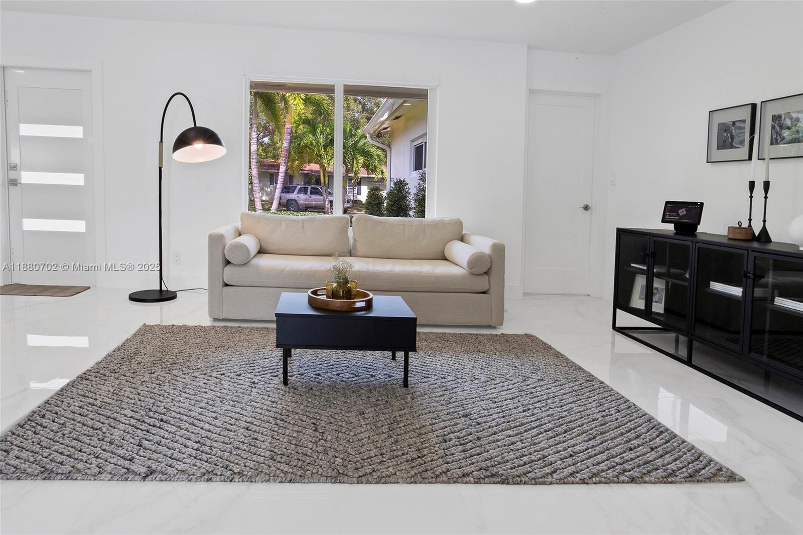 HOLLYWOOD HILLS AMEN PLAT - Residential