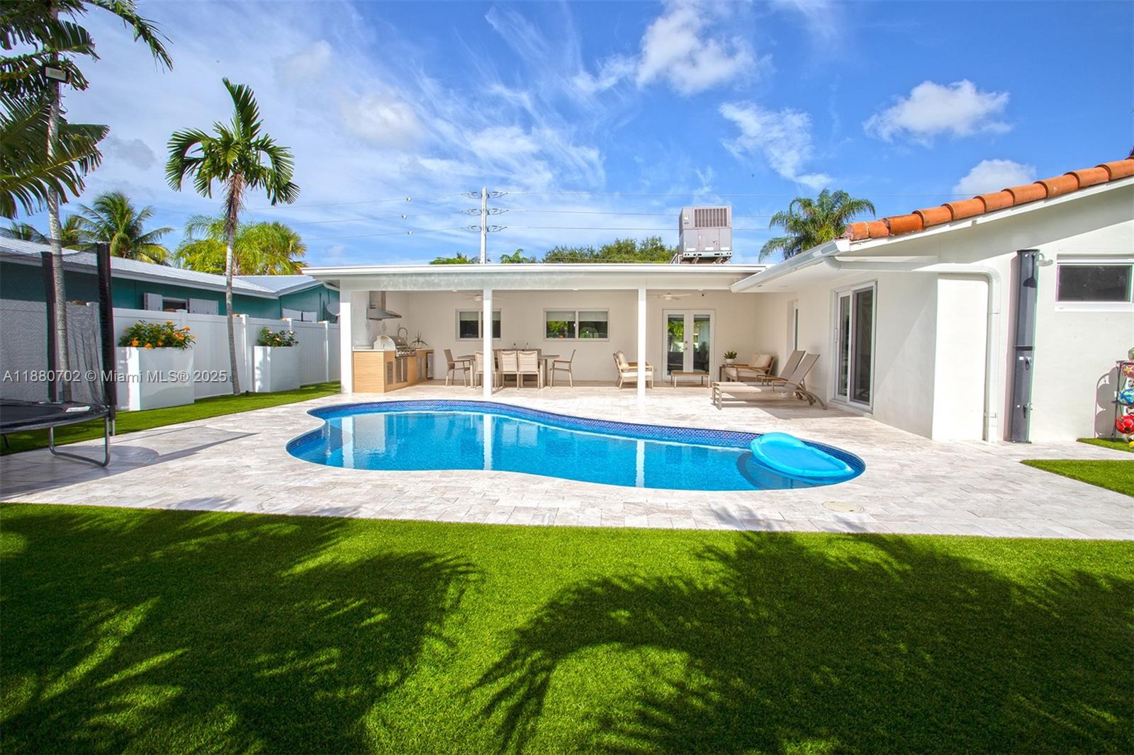 HOLLYWOOD HILLS AMEN PLAT - Residential