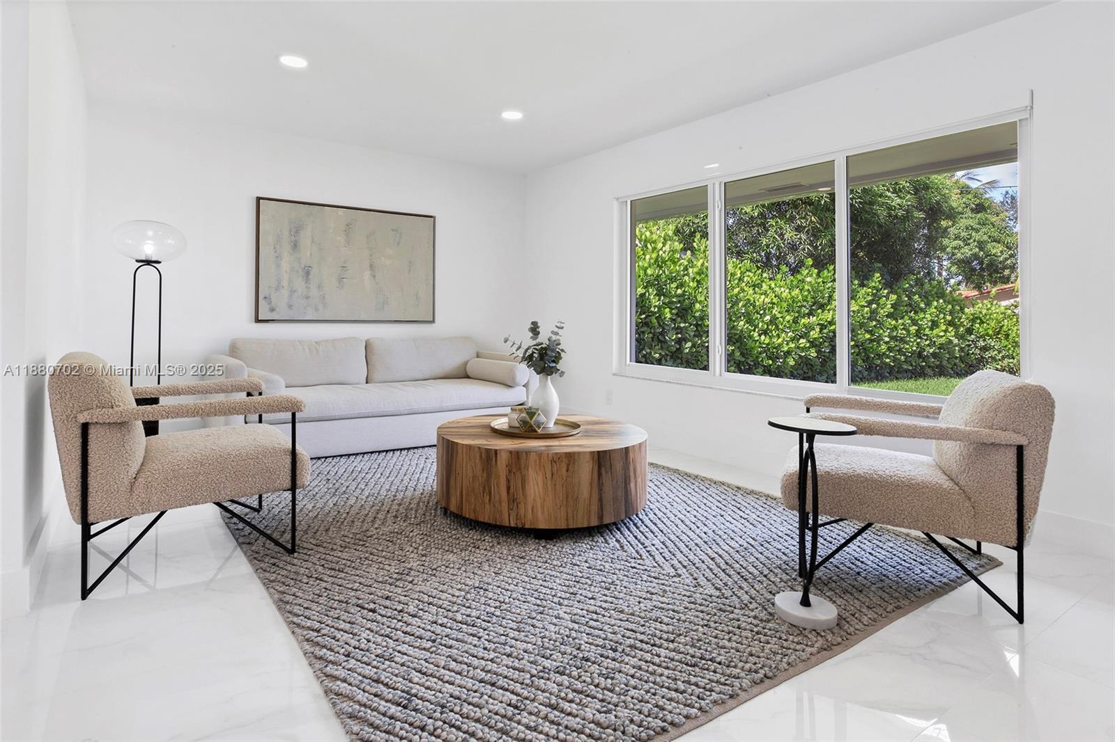 HOLLYWOOD HILLS AMEN PLAT - Residential