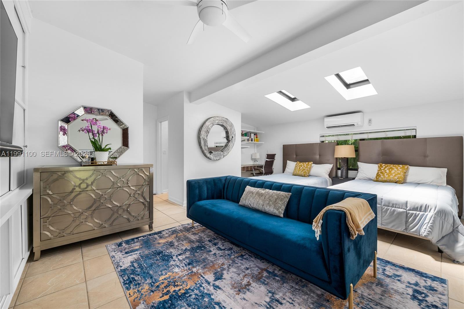 PINECREST MANOR 1ST ADDN - Residential