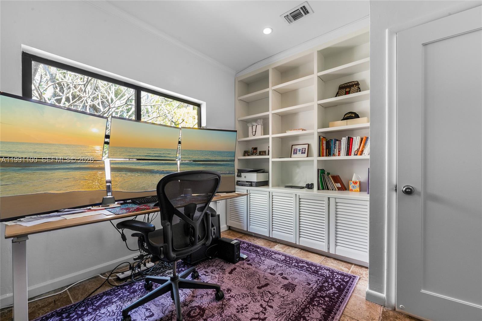 PINECREST MANOR 1ST ADDN - Residential