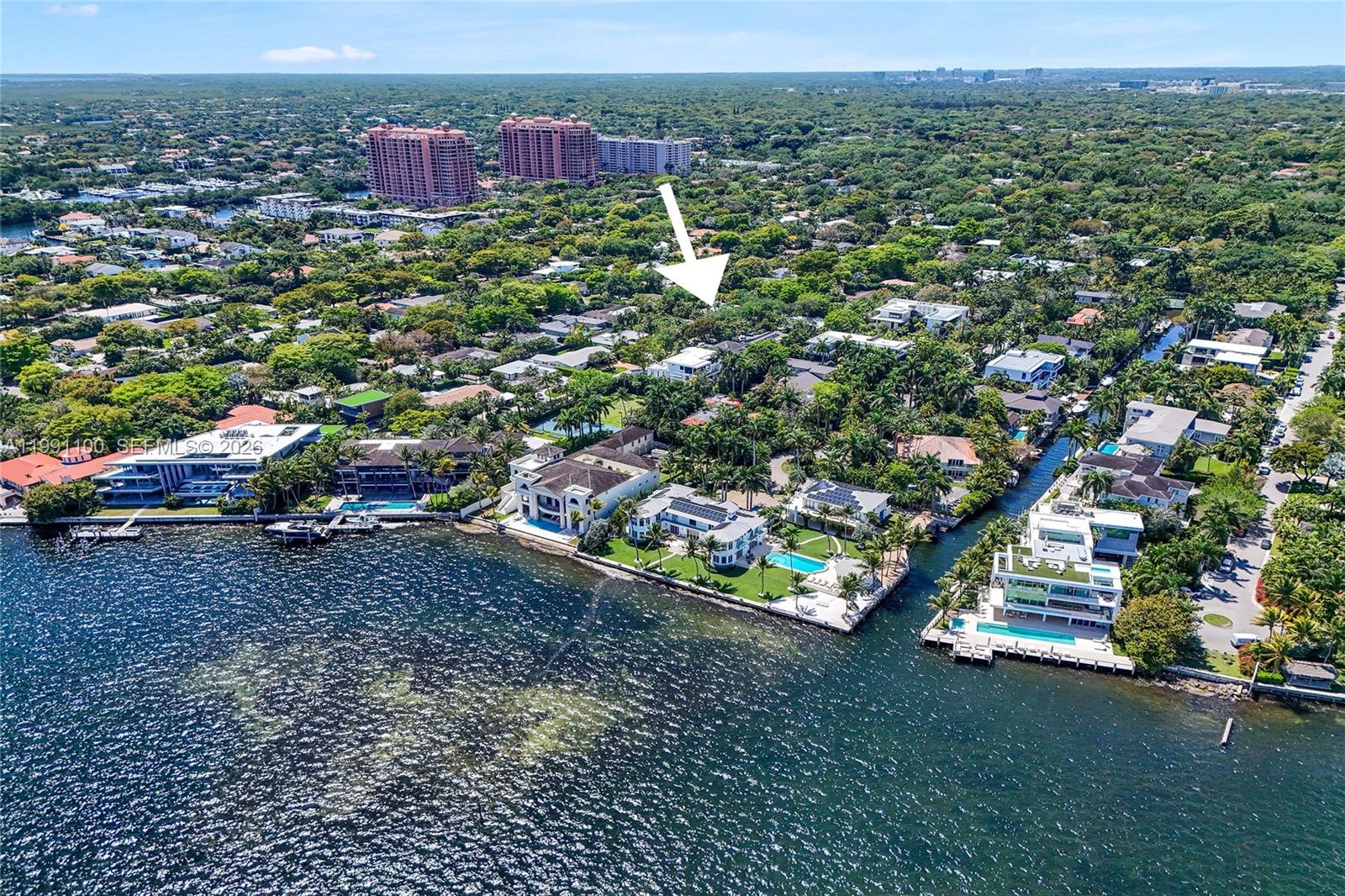 PINECREST MANOR 1ST ADDN - Residential