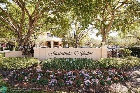 8592 W Sunrise Blvd