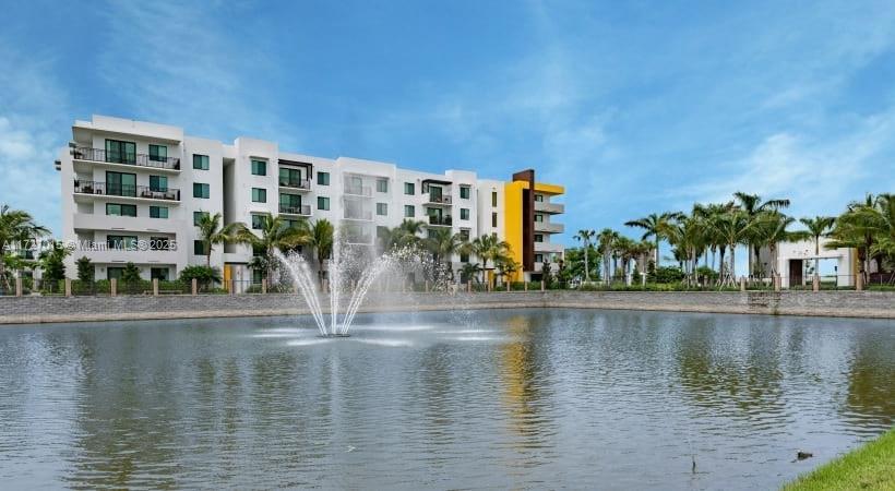 JOHNS GLADES WEST MXPD - Residential Lease