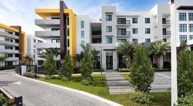 JOHNS GLADES WEST MXPD - Residential Lease