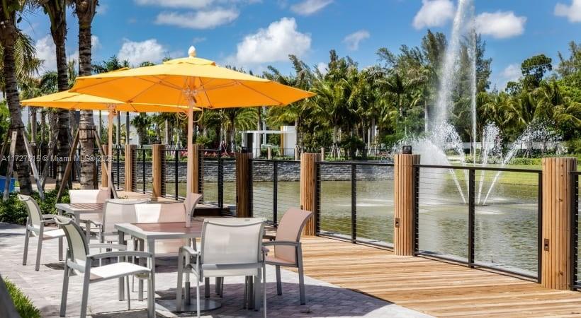 JOHNS GLADES WEST MXPD - Residential Lease