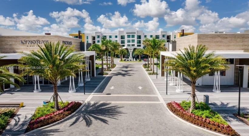 JOHNS GLADES WEST MXPD - Residential Lease