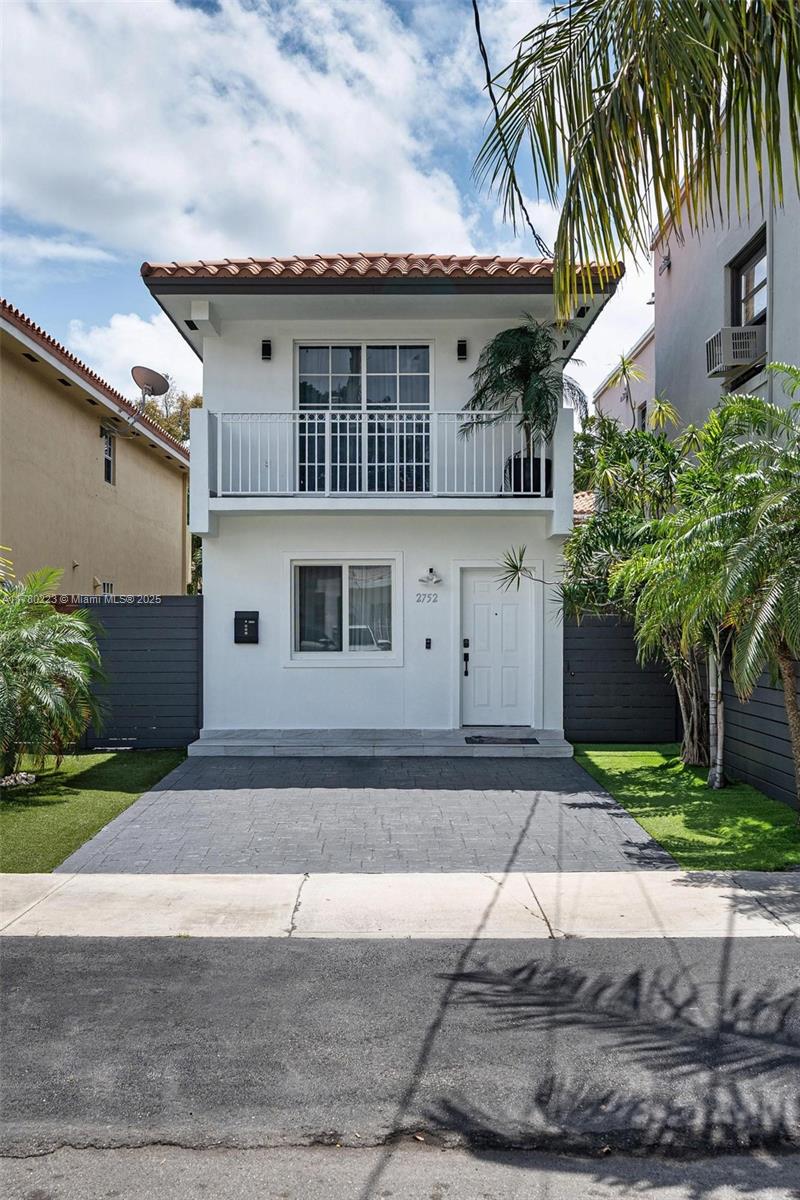 WEBSTER TERR - Residential