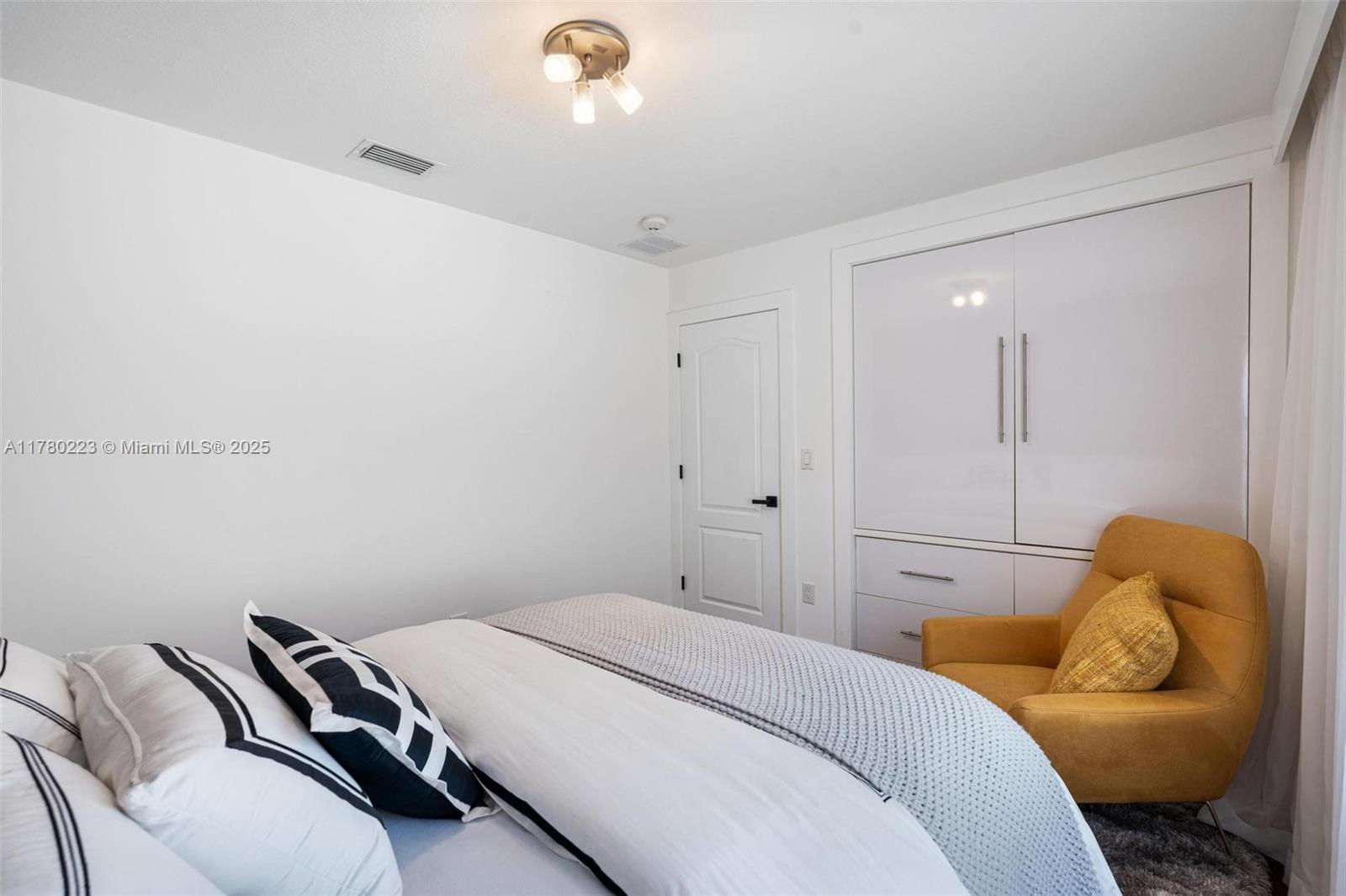 WEBSTER TERR - Residential