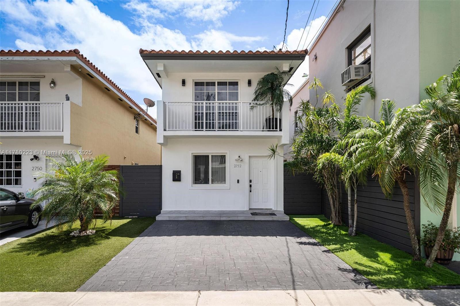 WEBSTER TERR - Residential