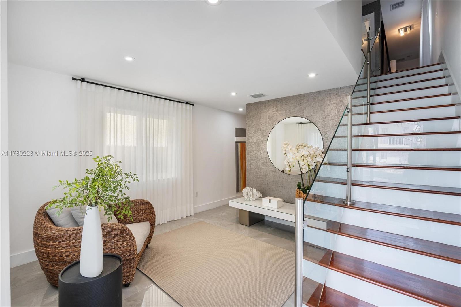 WEBSTER TERR - Residential