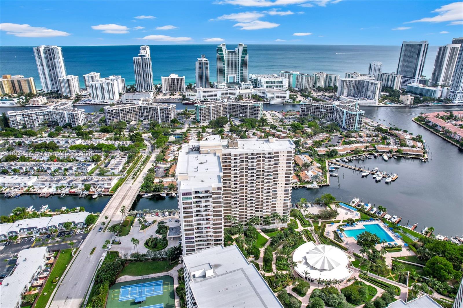 OLYMPUS CONDO PHASE - Residential