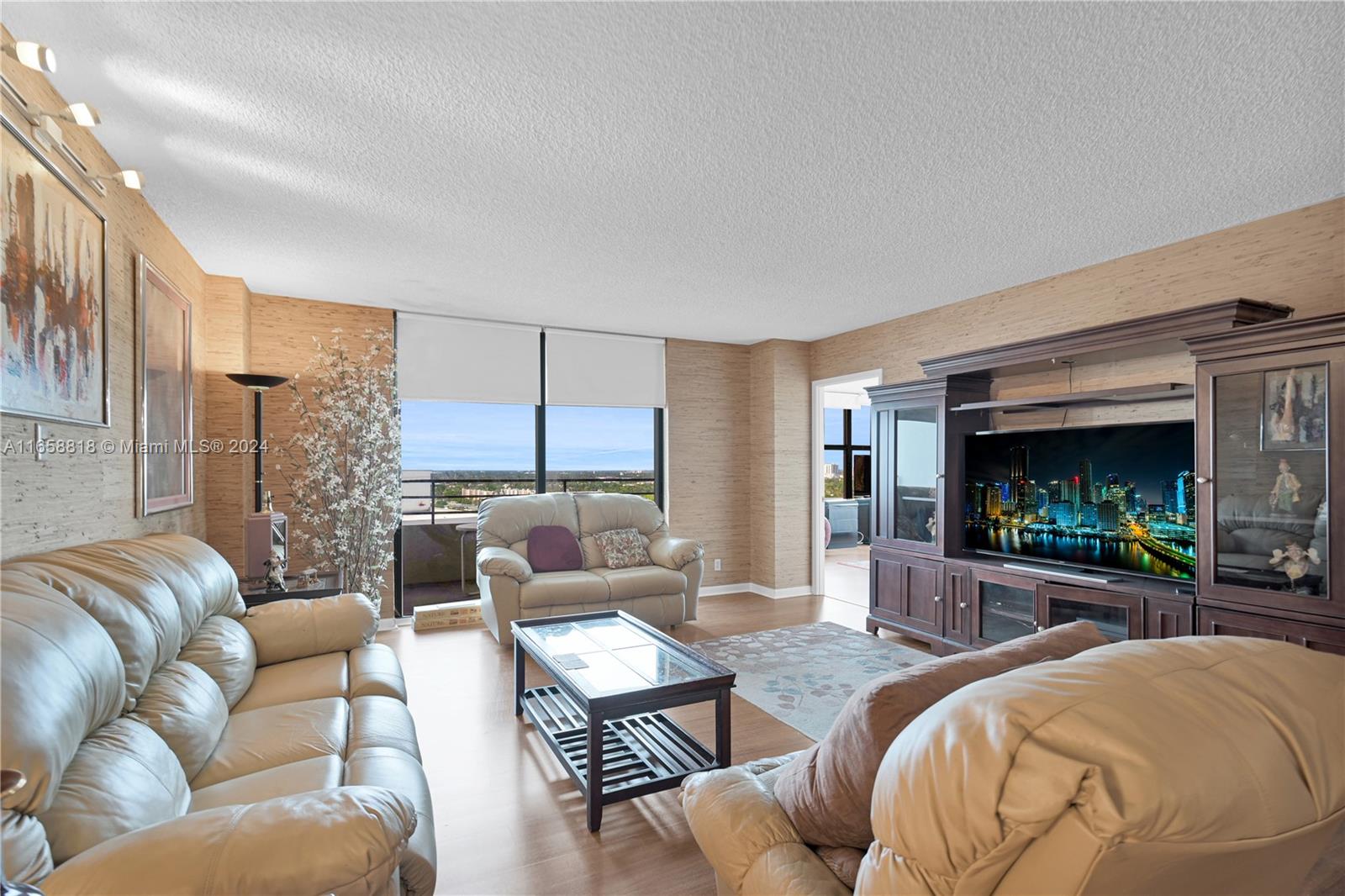 OLYMPUS CONDO PHASE - Residential