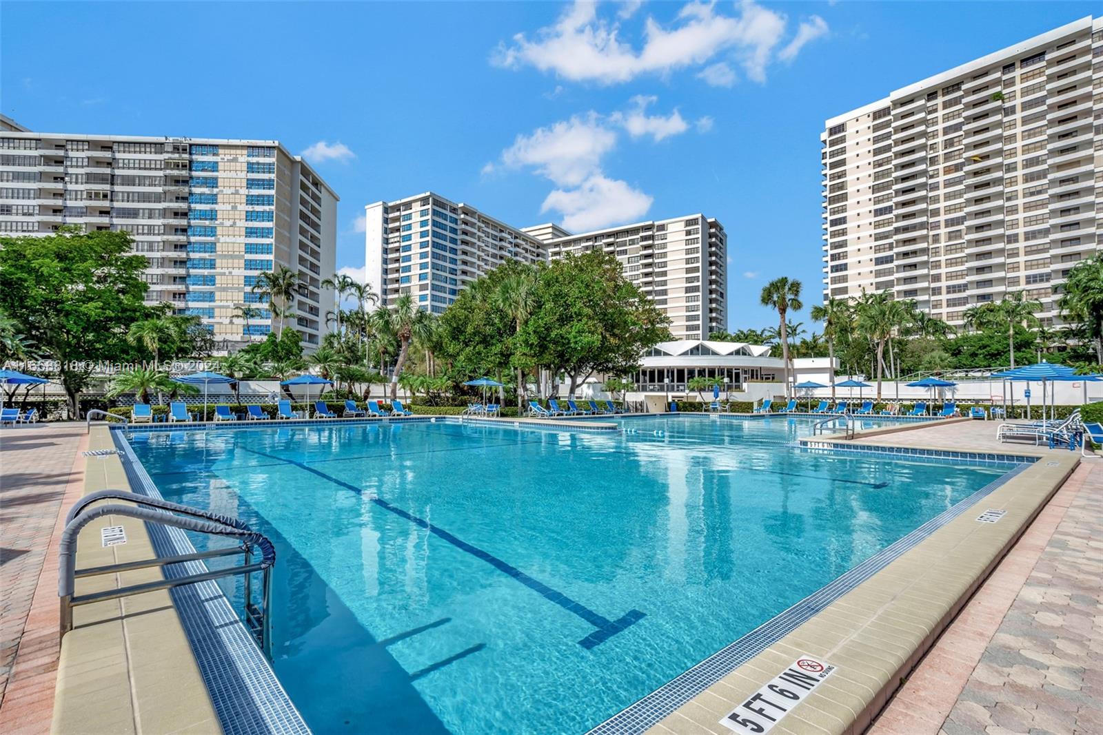 OLYMPUS CONDO PHASE - Residential