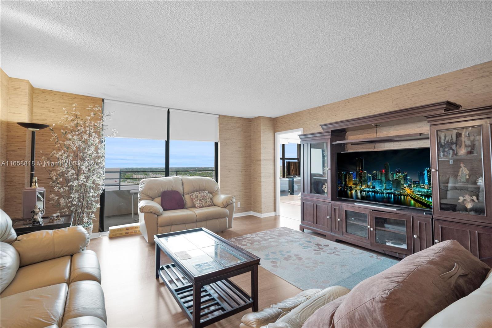 OLYMPUS CONDO PHASE - Residential