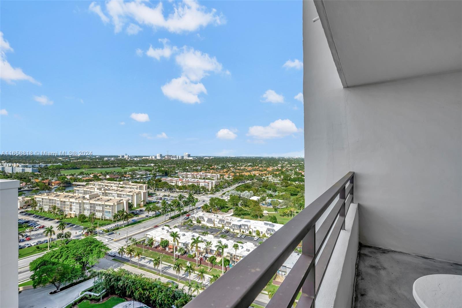 OLYMPUS CONDO PHASE - Residential