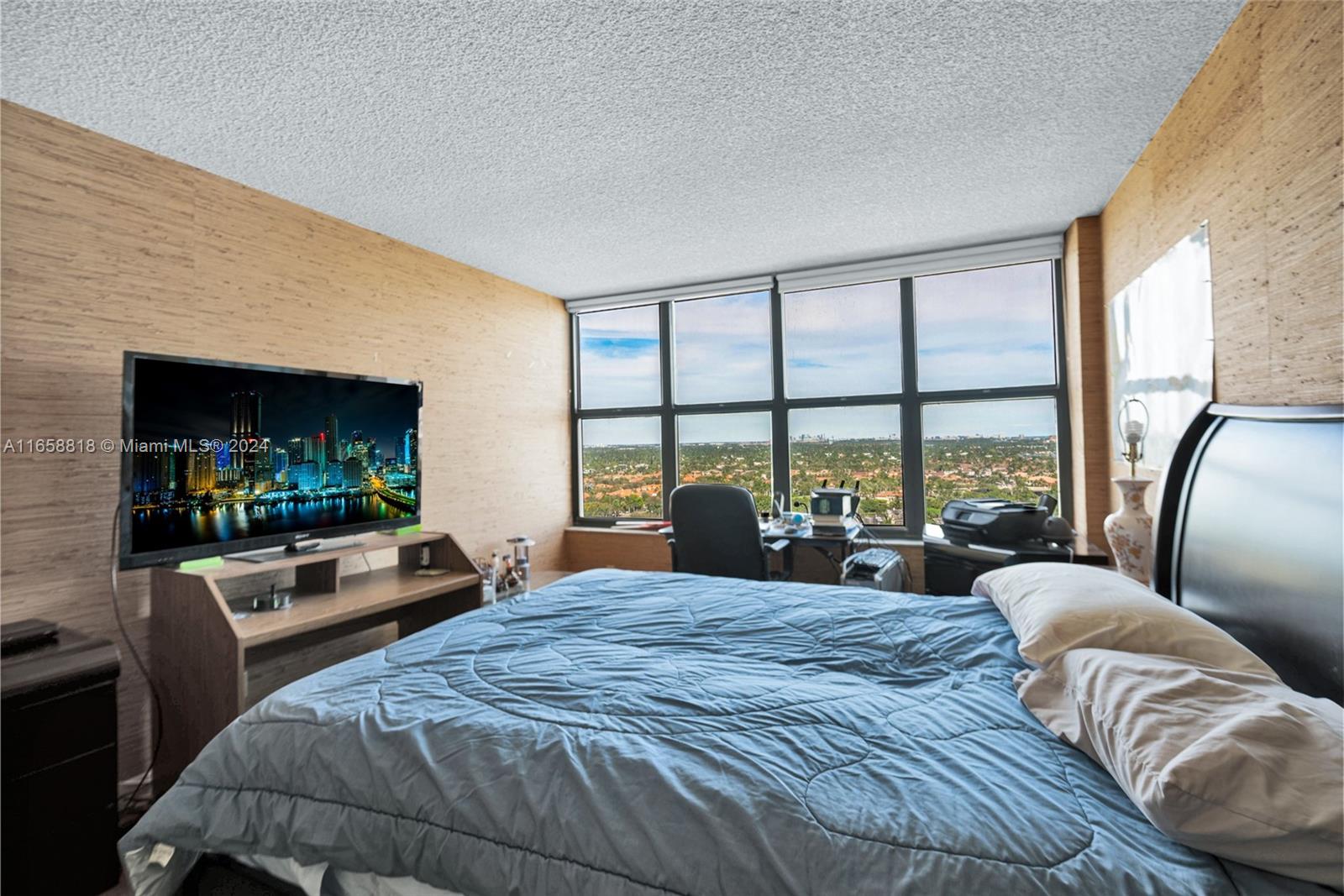 OLYMPUS CONDO PHASE - Residential
