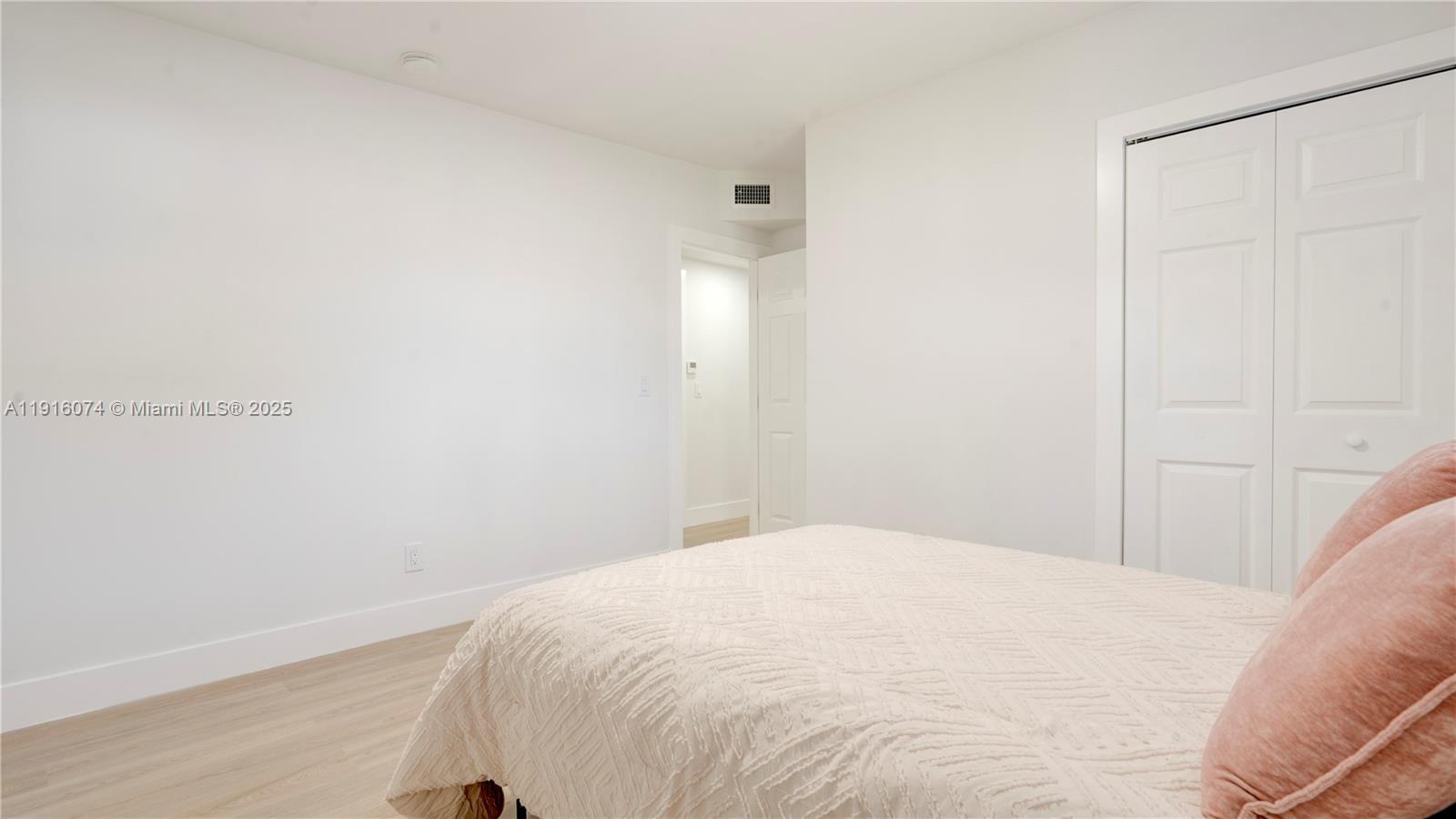 MIDDLE RIVER GARDENS - Residential