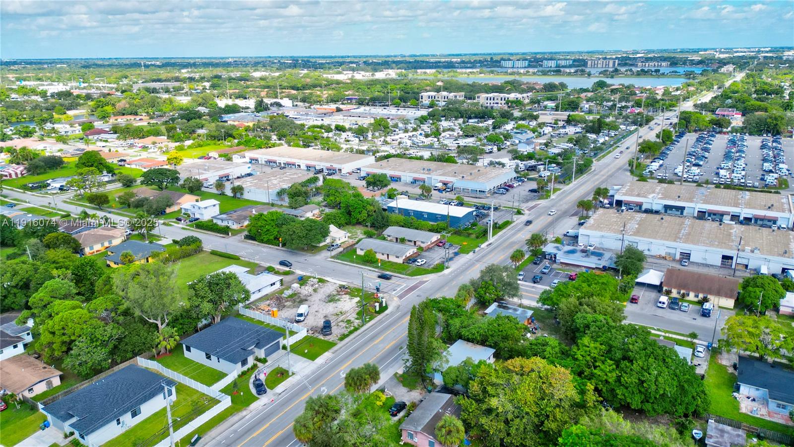 MIDDLE RIVER GARDENS - Residential