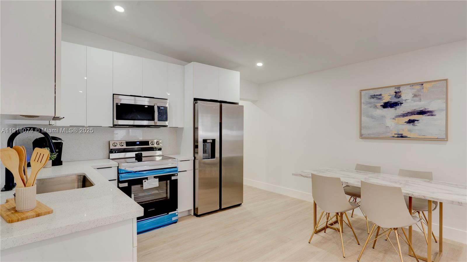 MIDDLE RIVER GARDENS - Residential