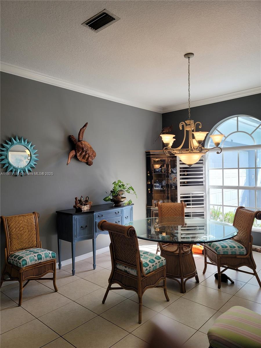 JENSEN PARK ESTATES - Residential Lease