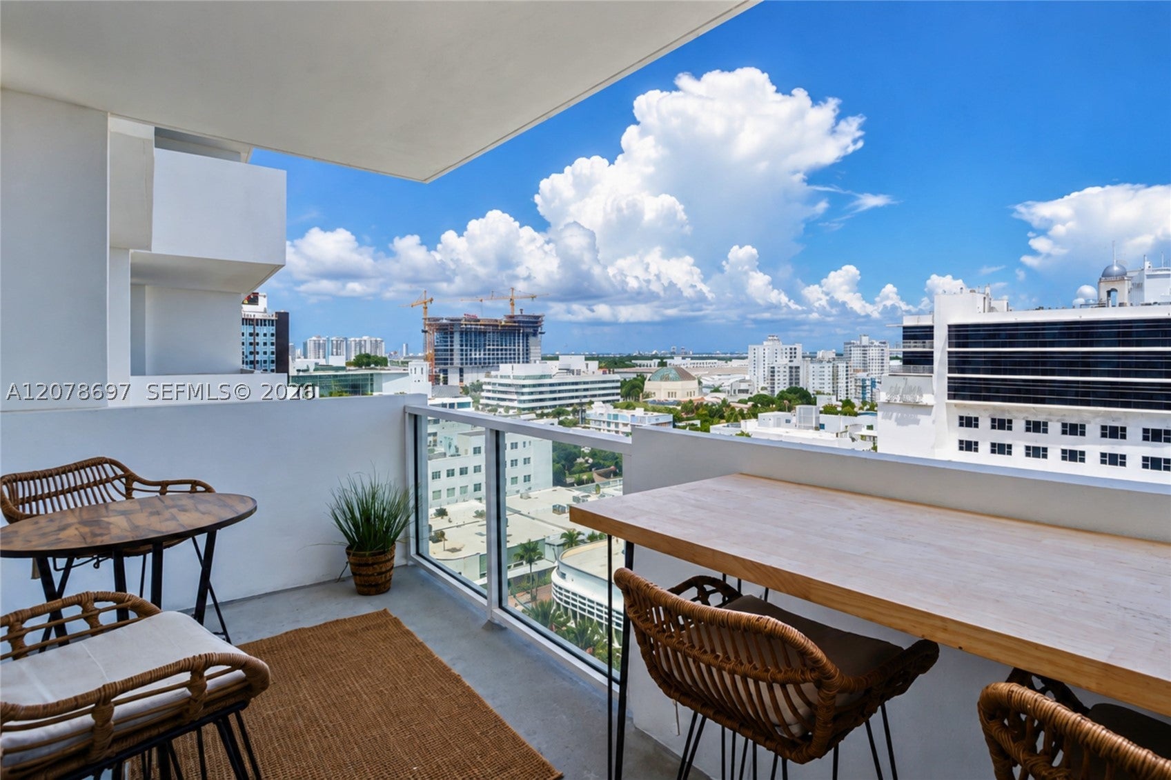 100 Lincoln Rd 1223
