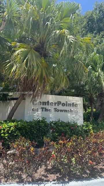 CENTERPOINTE CONDO - Residential Lease