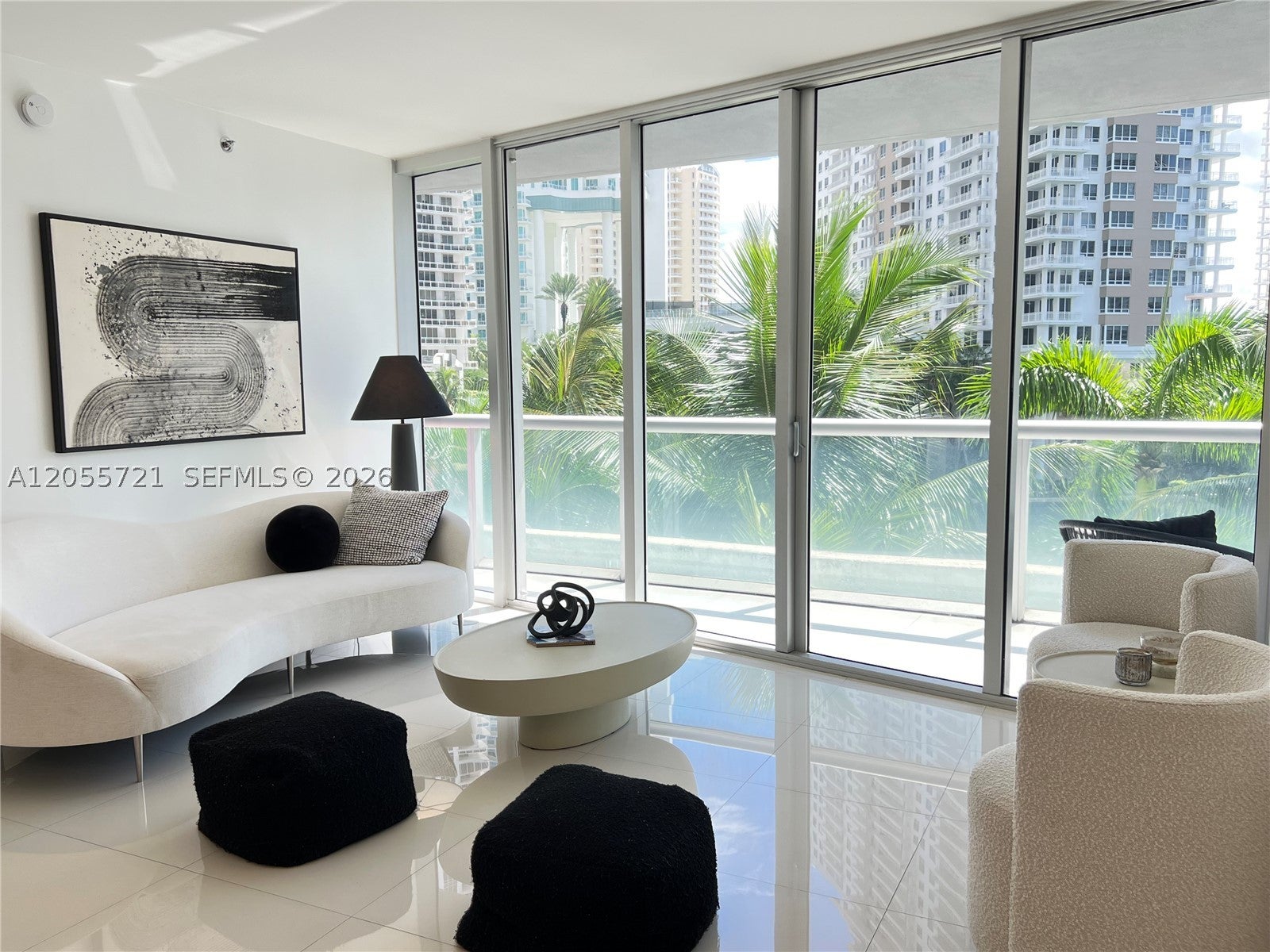 495 Brickell Ave BAY406