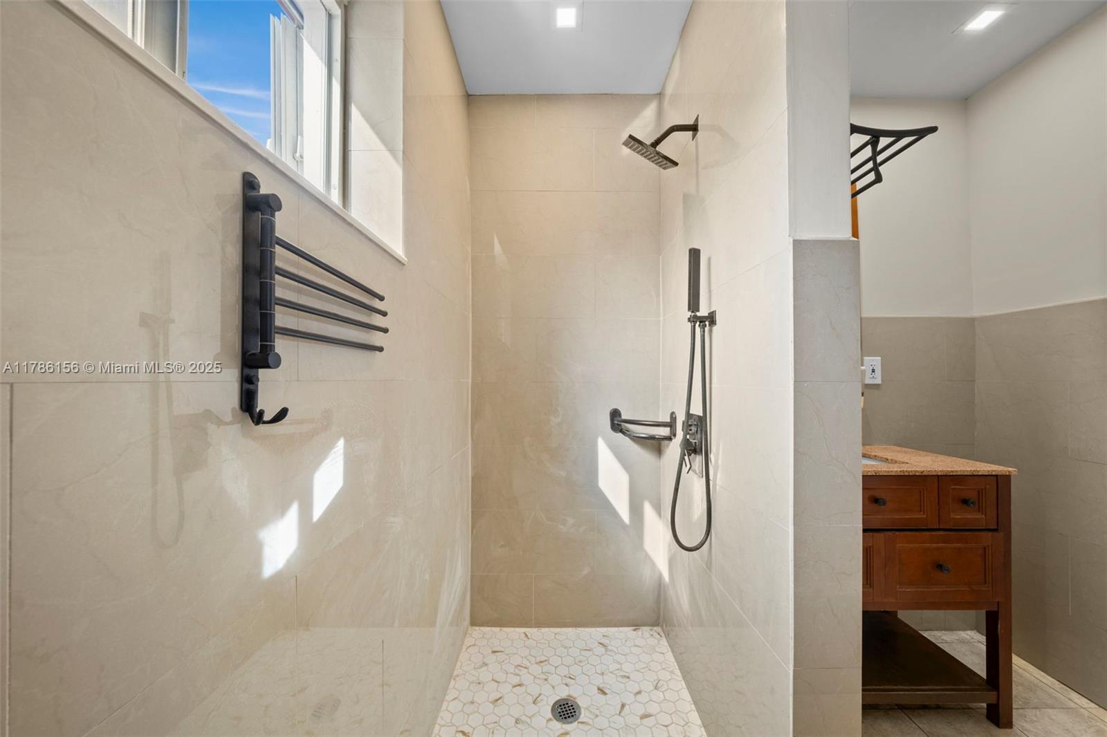 CORAL HGTS REV - Residential