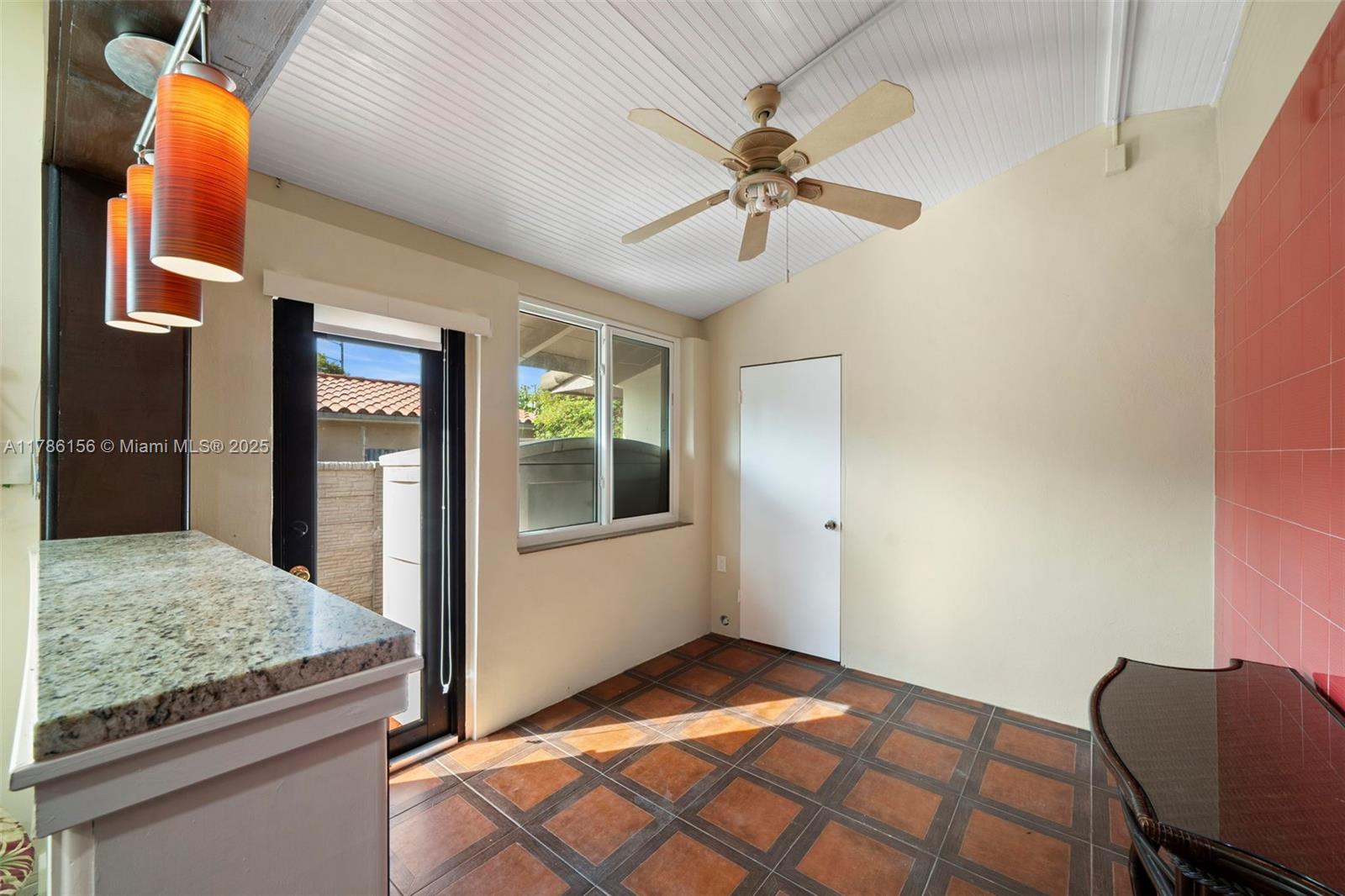 CORAL HGTS REV - Residential
