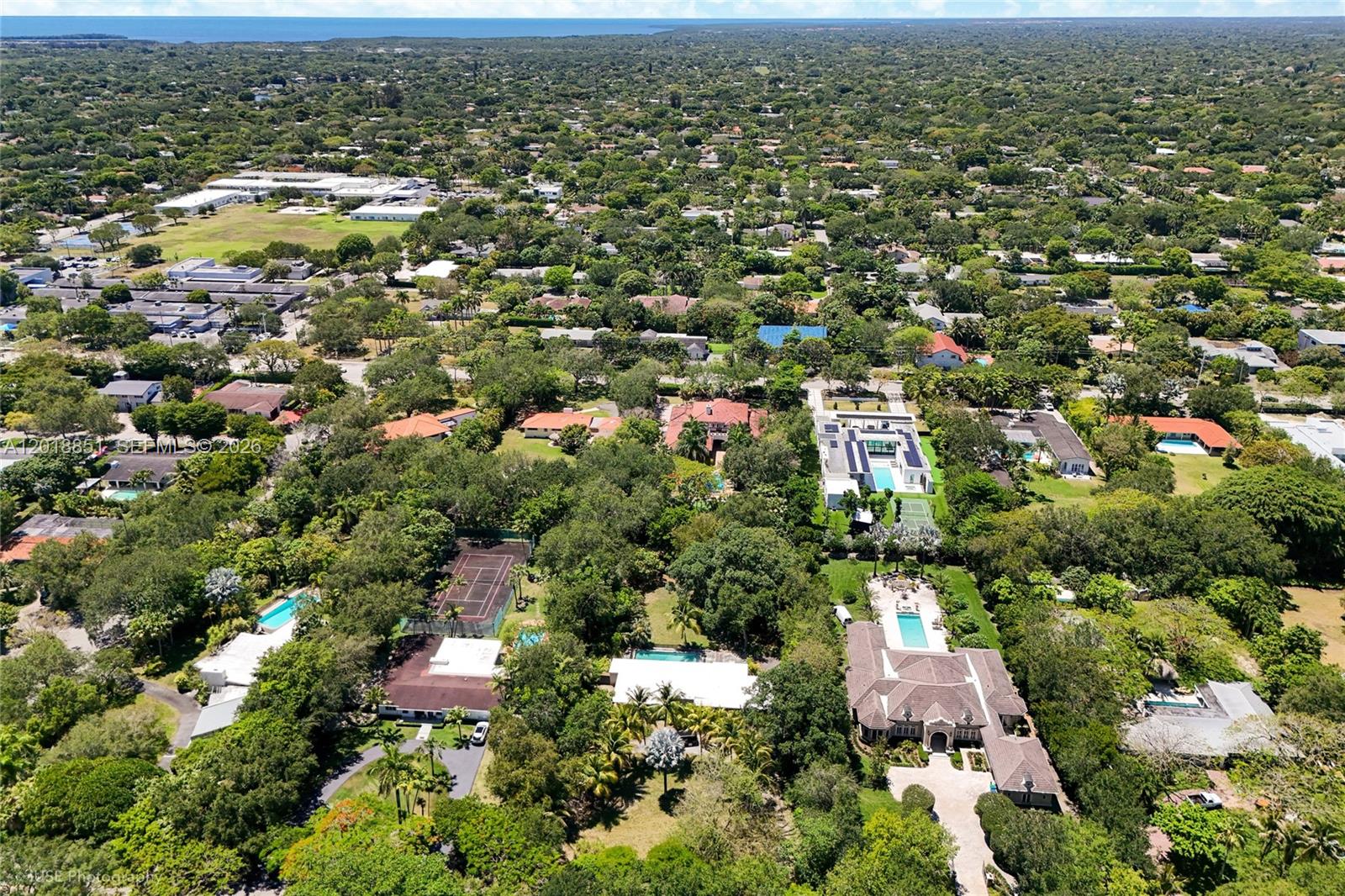 HOLIDAY ESTS - Residential