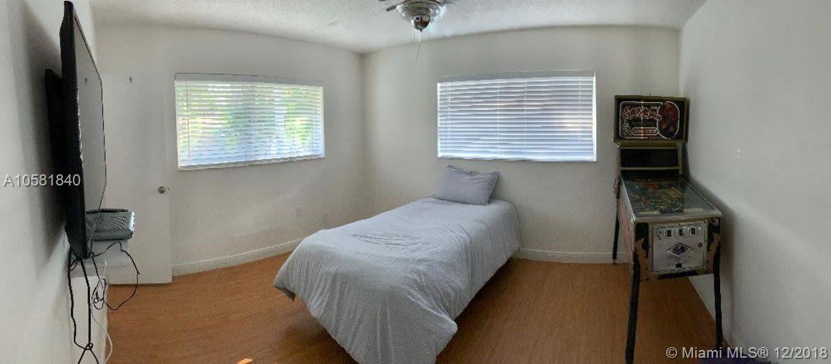 LIGHTHOUSE POINT EXT 2ND - Residential Lease