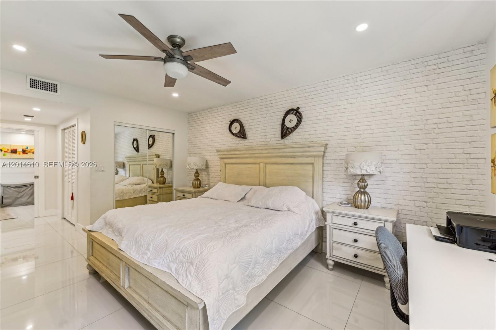 KEY COLONY NO 4 CONDO - Residential Lease