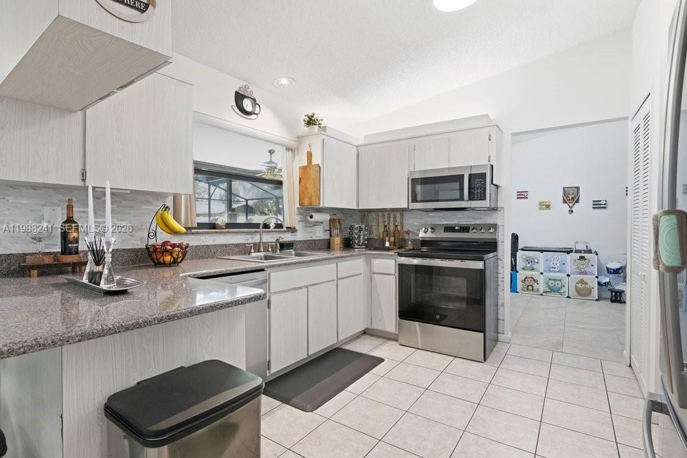 Wilderness PH 02 - Residential